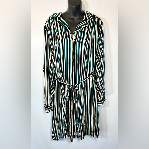 Torrid Striped Long Sleeve Dress Size 4X - Picture 3 of 11